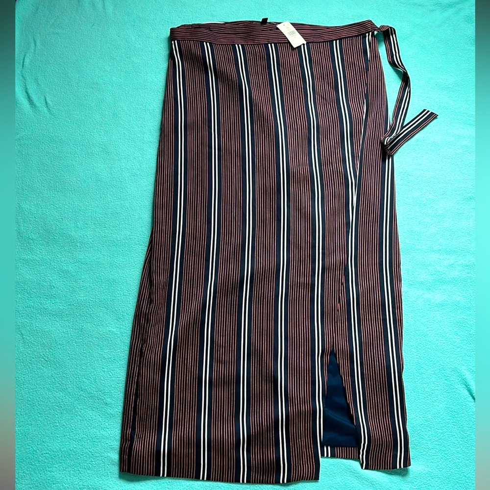 NWT Banana Republic Wrap Skirt
